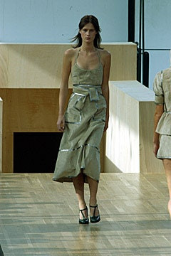Louis Vuitton fashion show for Spring/Summer 2002
