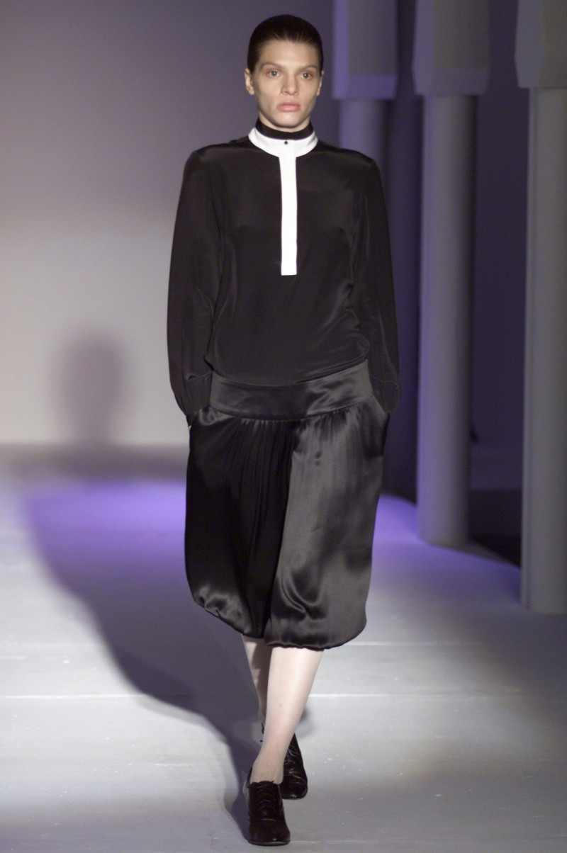 Miguel Adrover fashion show for Spring/Summer 2002
