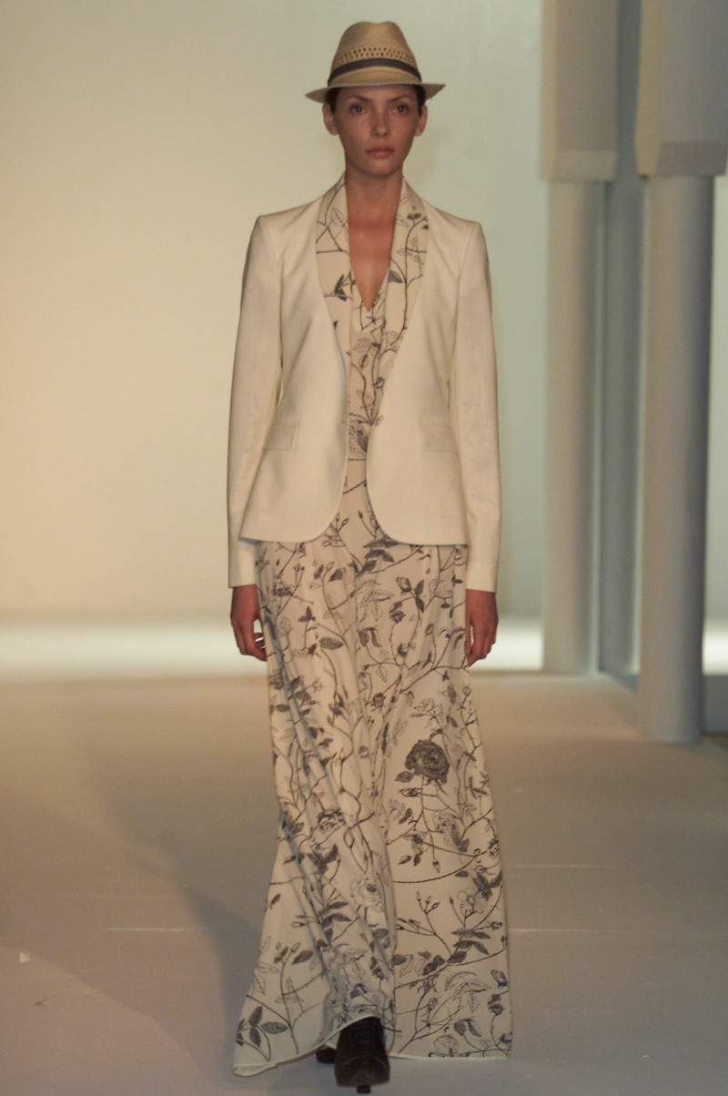Miguel Adrover fashion show for Spring/Summer 2002