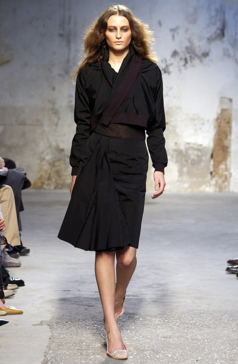 Anne Valerie Hash fashion show for Autumn/Winter 2003