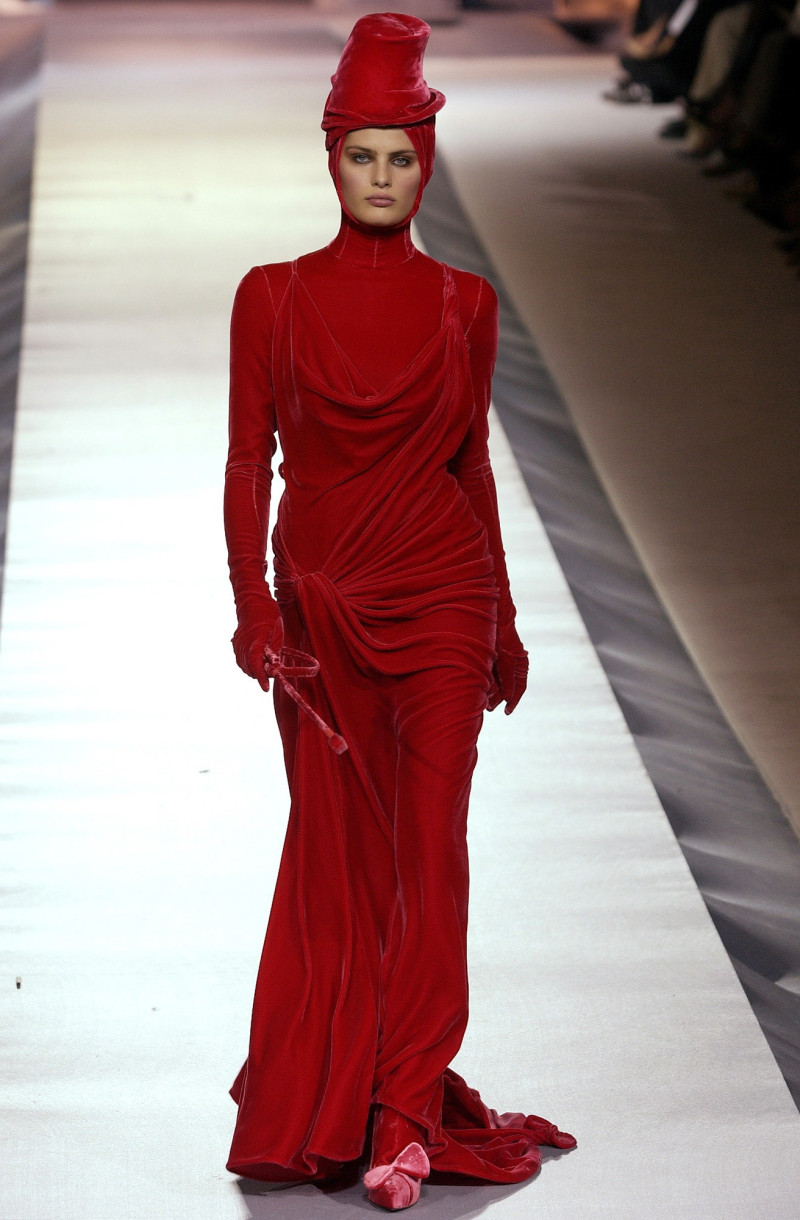 Isabeli Fontana featured in  the Jean Paul Gaultier Haute Couture fashion show for Autumn/Winter 2003