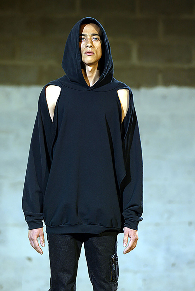 Raf Simons fashion show for Spring/Summer 2003