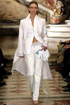 Ralph Rucci fashion show for Spring/Summer 2003