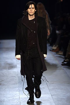 Ann Demeulemeester fashion show for Autumn/Winter 2003