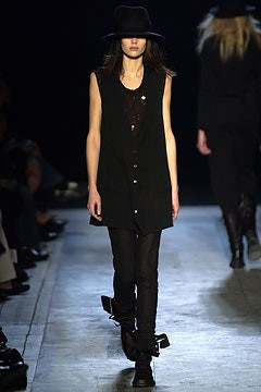Ann Demeulemeester fashion show for Autumn/Winter 2003