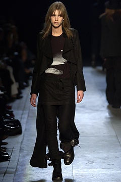 Ann Demeulemeester fashion show for Autumn/Winter 2003