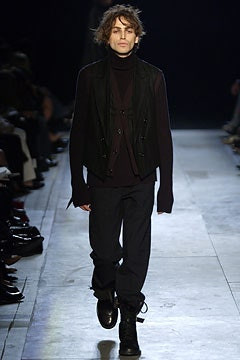 Ann Demeulemeester fashion show for Autumn/Winter 2003