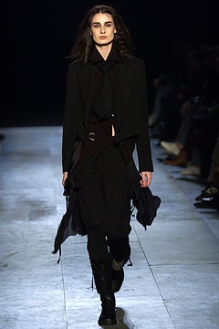 Ann Demeulemeester fashion show for Autumn/Winter 2003