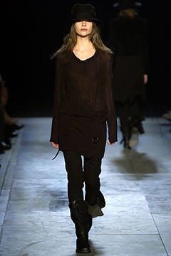 Ann Demeulemeester fashion show for Autumn/Winter 2003