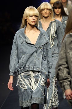 Blaak fashion show for Autumn/Winter 2003