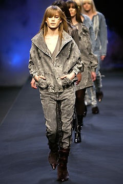 Blaak fashion show for Autumn/Winter 2003