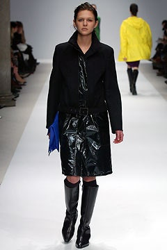 Burberry fashion show for Autumn/Winter 2003