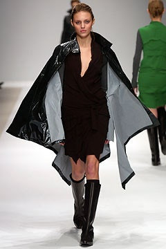 Burberry fashion show for Autumn/Winter 2003