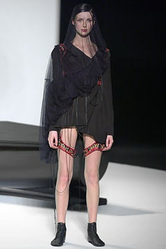 Hussein Chalayan fashion show for Autumn/Winter 2003
