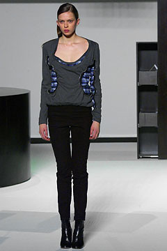 Hussein Chalayan fashion show for Autumn/Winter 2003