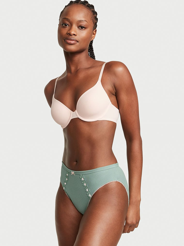 Mayowa Nicholas featured in  the Victoria\'s Secret catalogue for Spring/Summer 2025