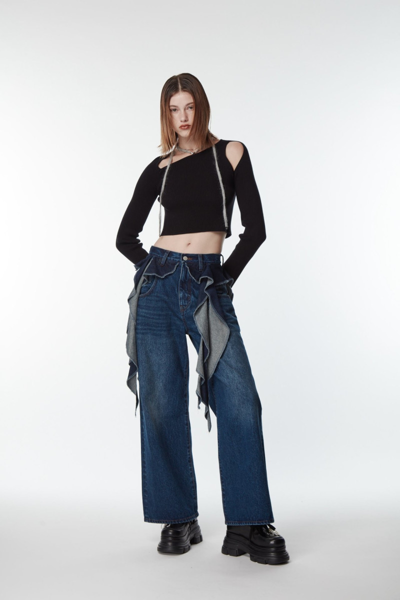 Emoda lookbook for Autumn/Winter 2025
