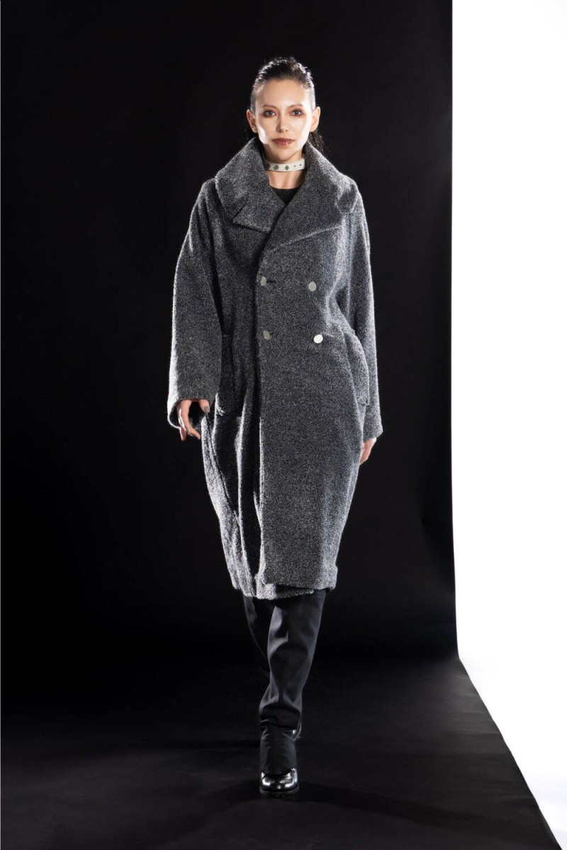 Ayumi Mitsukane lookbook for Autumn/Winter 2025