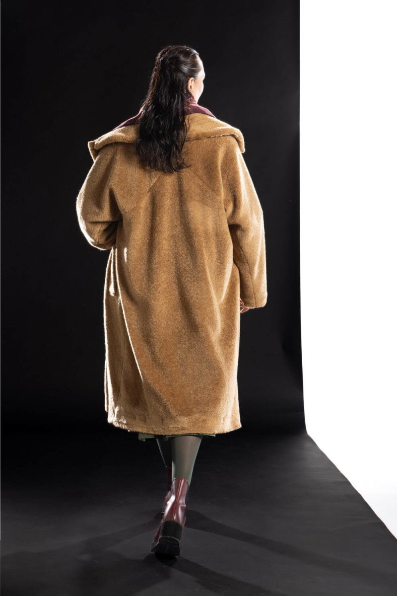 Ayumi Mitsukane lookbook for Autumn/Winter 2025