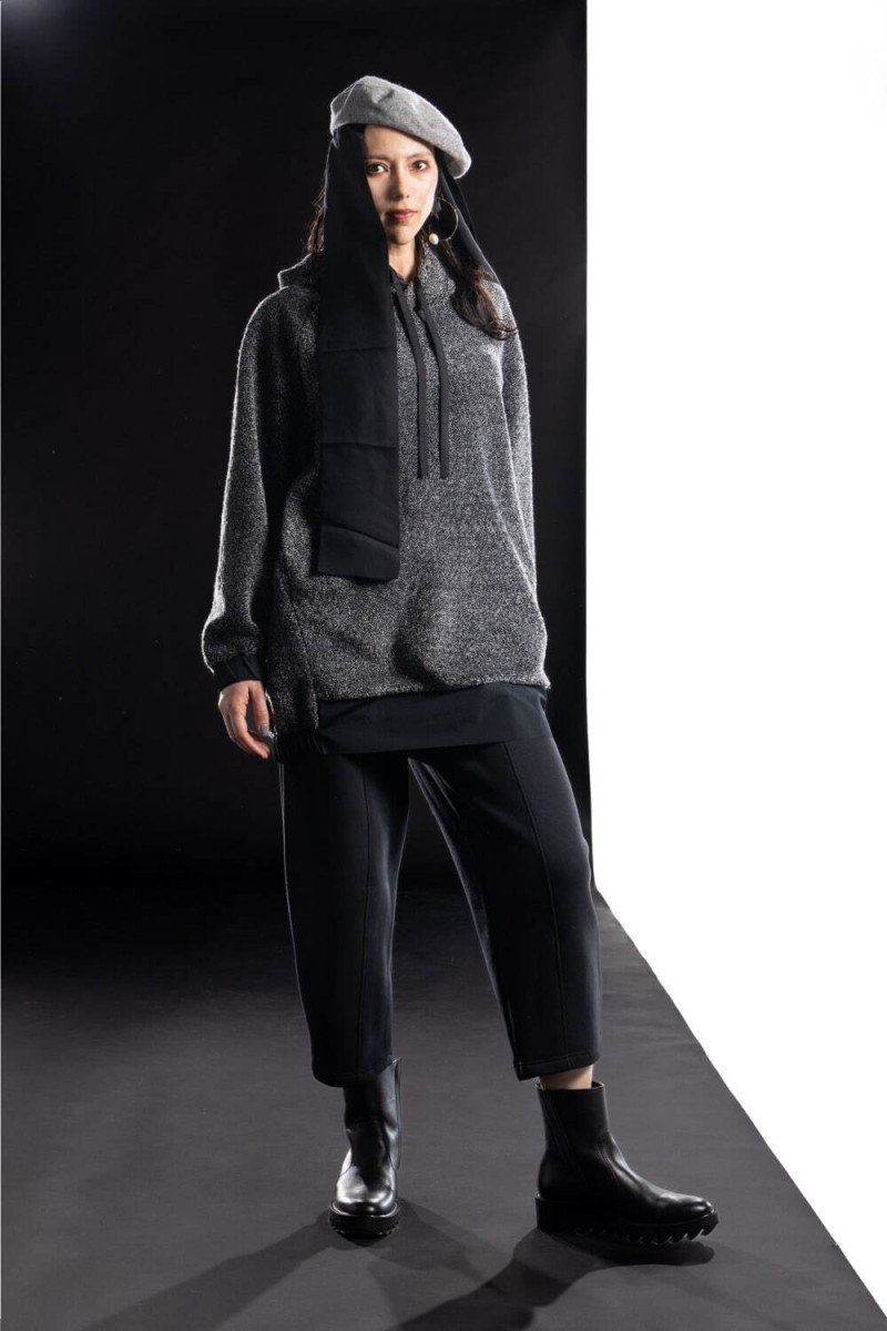 Ayumi Mitsukane lookbook for Autumn/Winter 2025