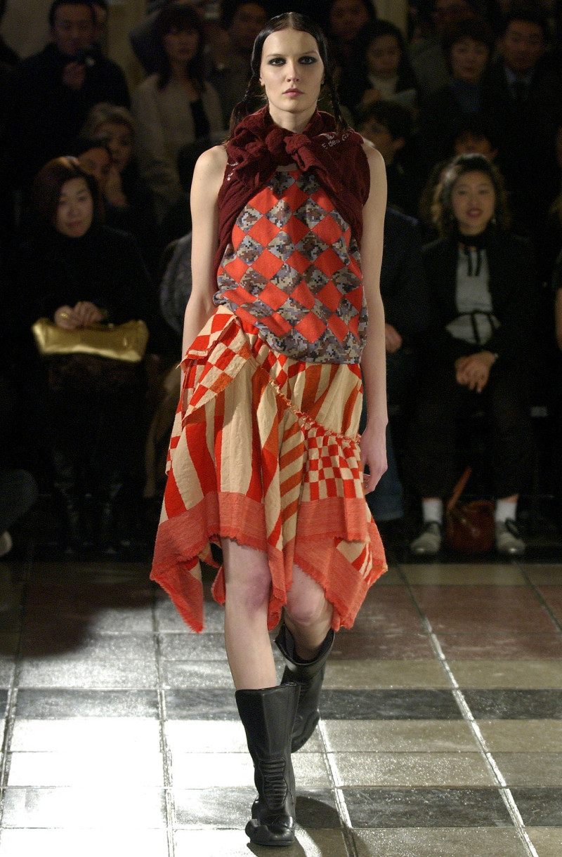 Comme Des Garcons fashion show for Autumn/Winter 2003