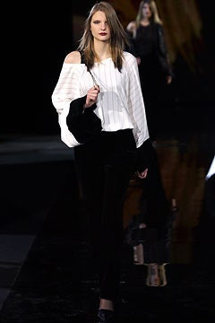 Giorgio Armani fashion show for Autumn/Winter 2003