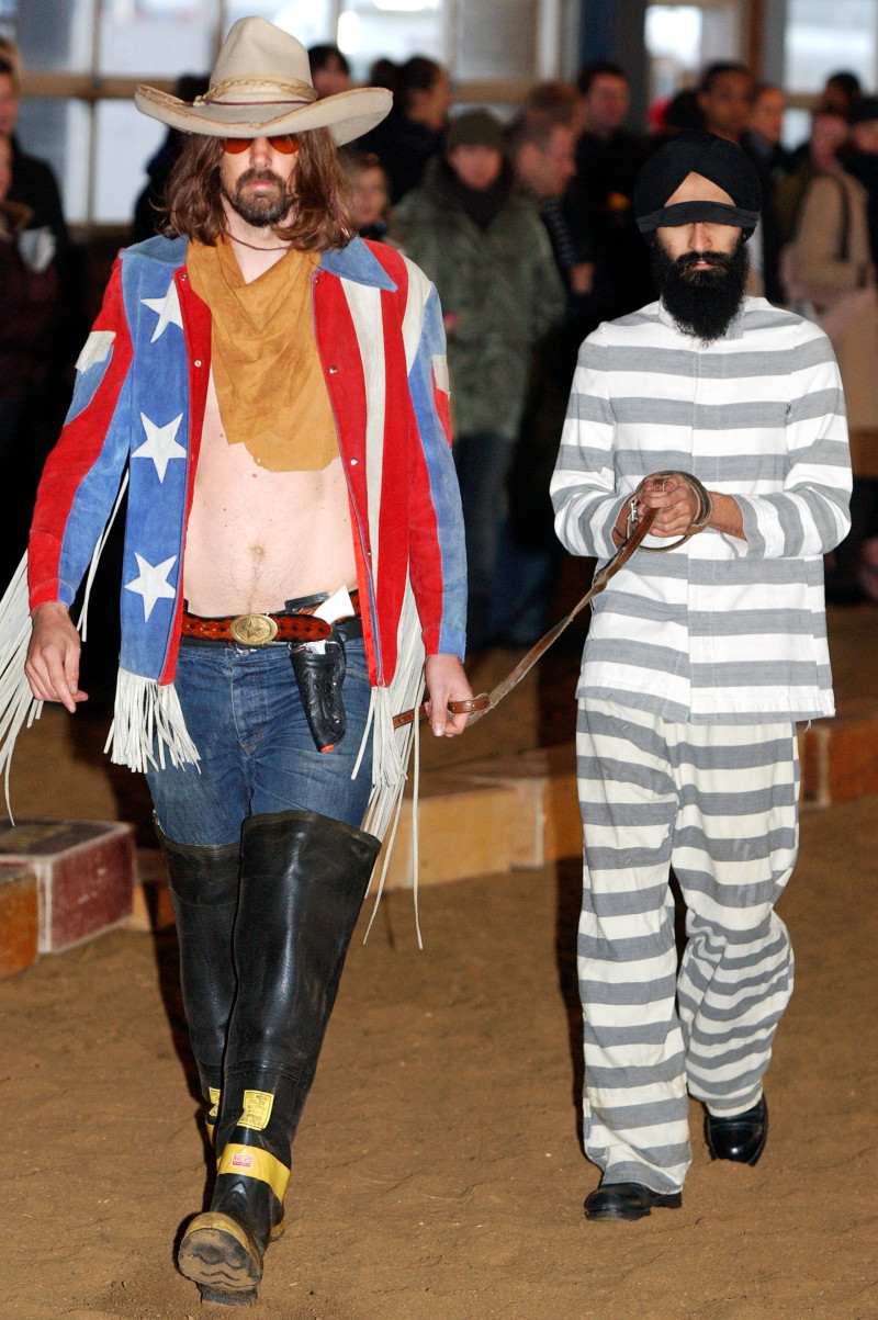 Imitation of Christ fashion show for Autumn/Winter 2003