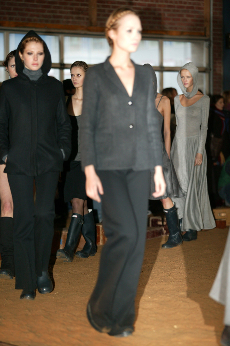 Imitation of Christ fashion show for Autumn/Winter 2003