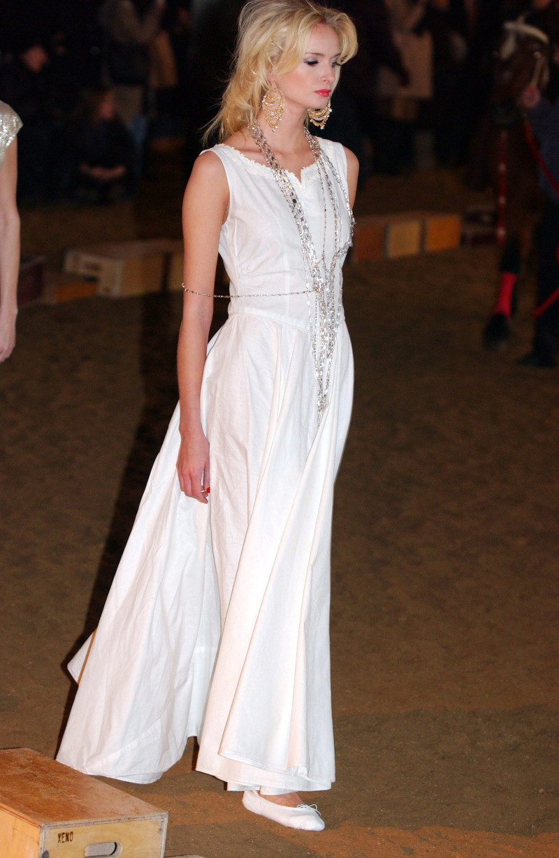 Imitation of Christ fashion show for Autumn/Winter 2003