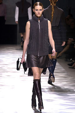 Louis Vuitton fashion show for Autumn/Winter 2003