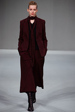 Nicole Farhi fashion show for Autumn/Winter 2003