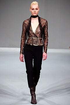 Nicole Farhi fashion show for Autumn/Winter 2003