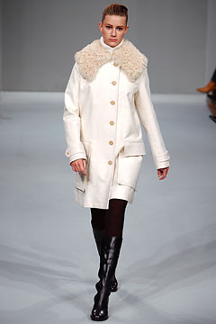 Nicole Farhi fashion show for Autumn/Winter 2003