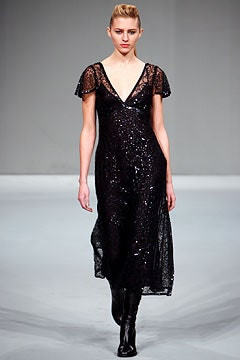 Nicole Farhi fashion show for Autumn/Winter 2003