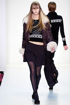 Nicole Miller fashion show for Autumn/Winter 2003