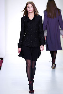 Nicole Miller fashion show for Autumn/Winter 2003