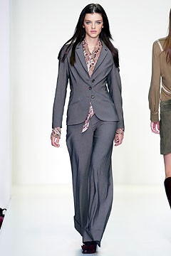 Nicole Miller fashion show for Autumn/Winter 2003