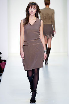 Nicole Miller fashion show for Autumn/Winter 2003