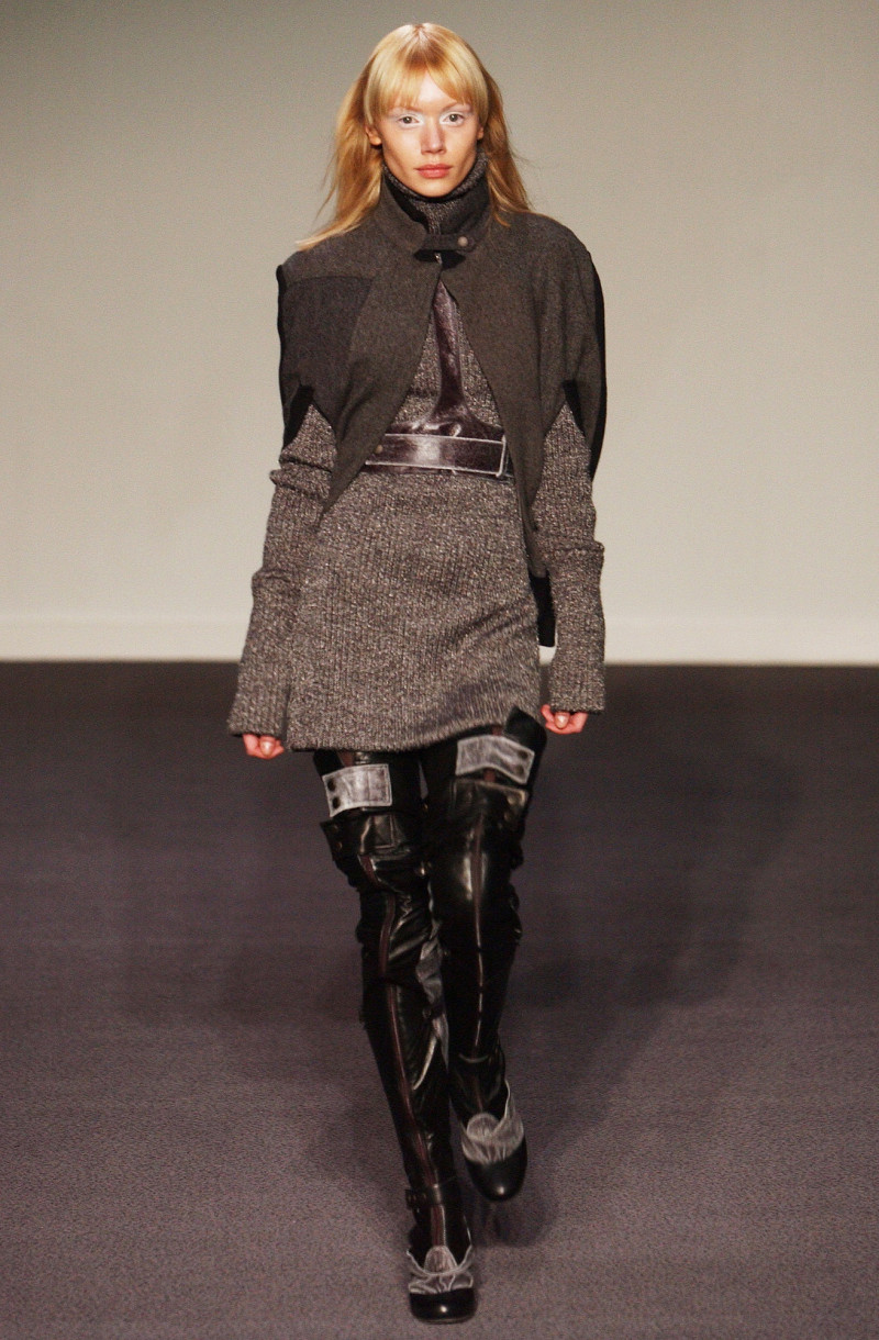Preen by Thornton Bregazzi fashion show for Autumn/Winter 2003