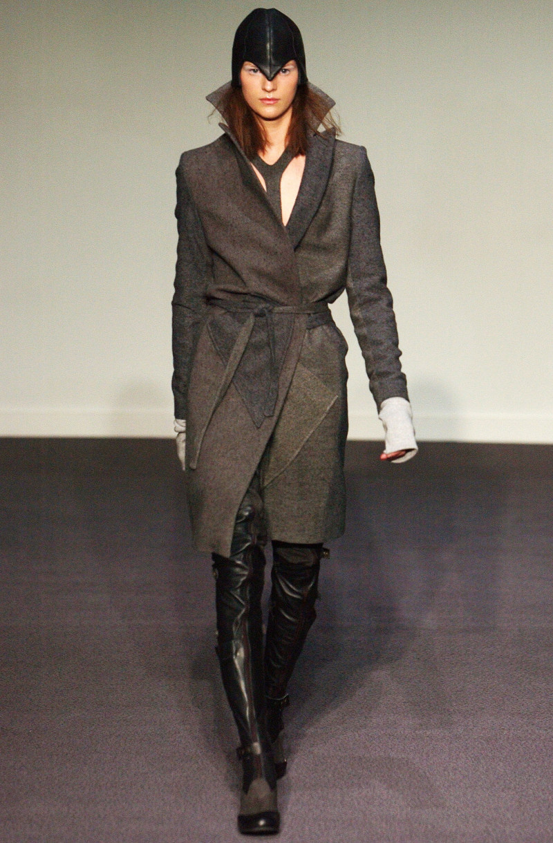 Preen by Thornton Bregazzi fashion show for Autumn/Winter 2003