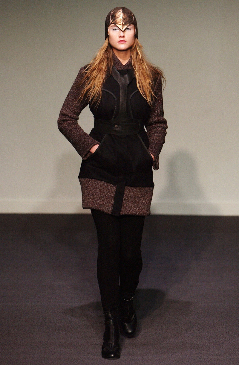 Preen by Thornton Bregazzi fashion show for Autumn/Winter 2003