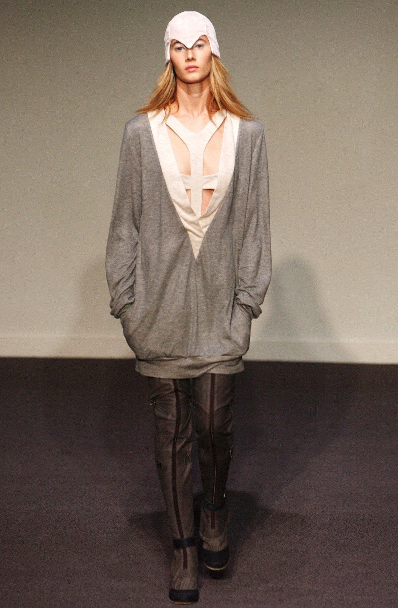 Preen by Thornton Bregazzi fashion show for Autumn/Winter 2003