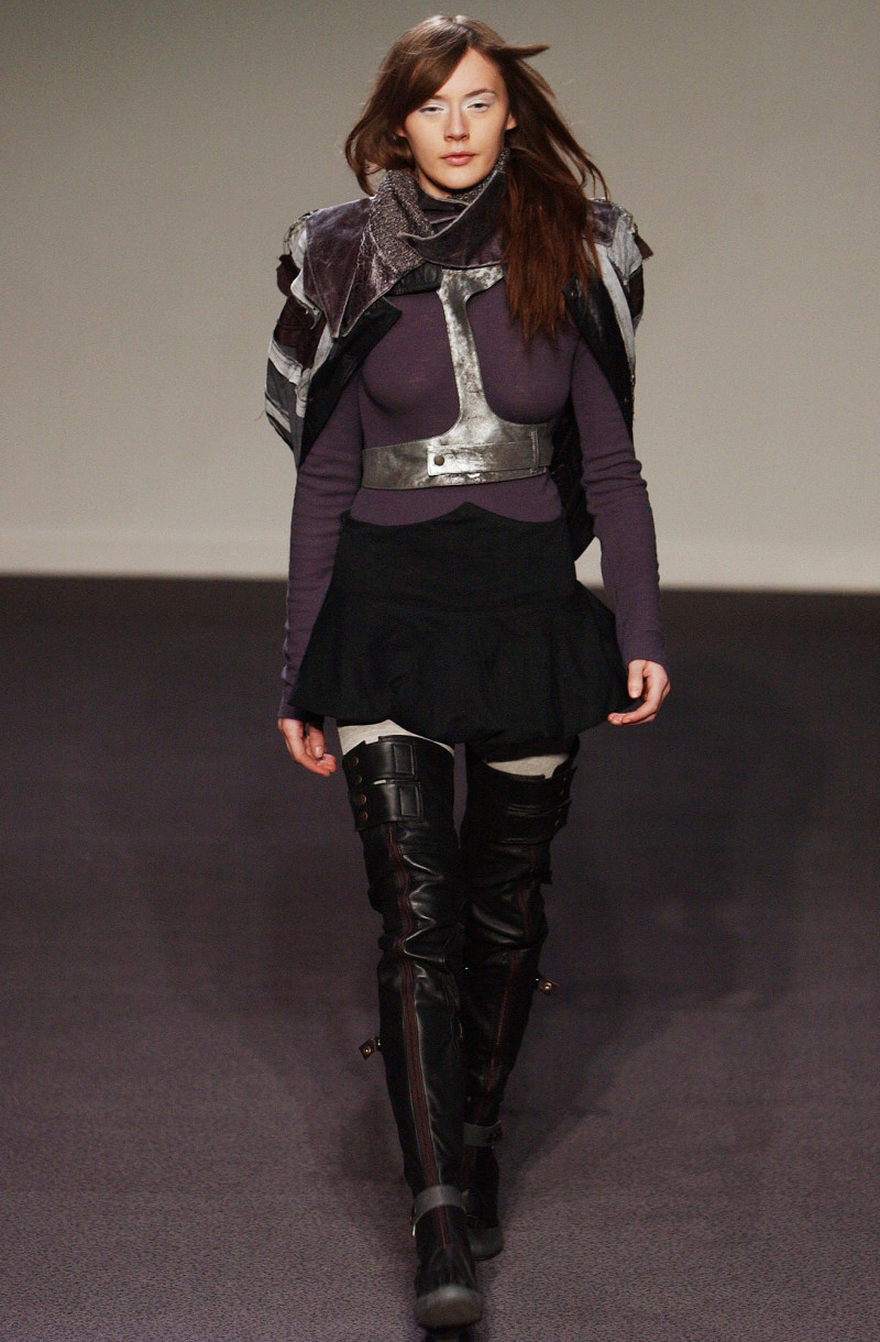 Preen by Thornton Bregazzi fashion show for Autumn/Winter 2003