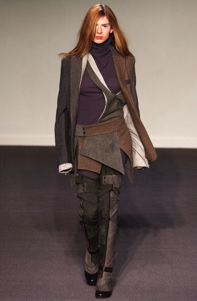 Preen by Thornton Bregazzi fashion show for Autumn/Winter 2003
