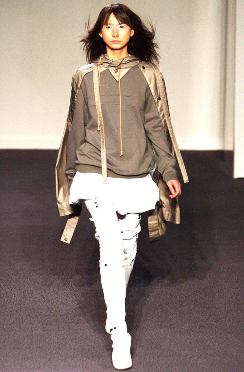 Preen by Thornton Bregazzi fashion show for Autumn/Winter 2003