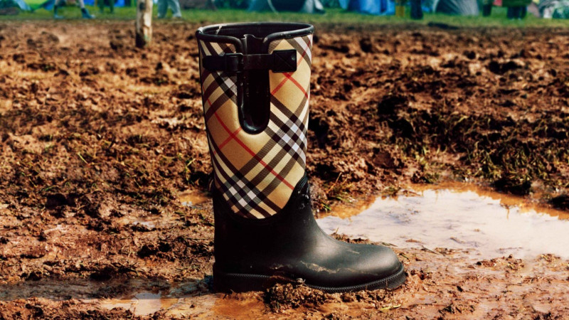 Burberry Festival Collection advertisement for Summer 2025
