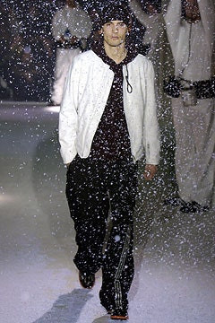 Y-3 fashion show for Autumn/Winter 2003