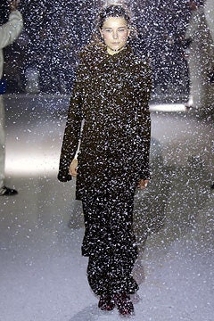 Y-3 fashion show for Autumn/Winter 2003