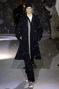 Y-3 fashion show for Autumn/Winter 2003