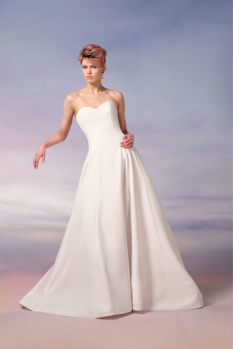 Viktor & Rolf lookbook for Spring 2026